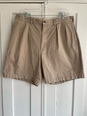Polo Ralph Lauren Shorts Mens 38 Beige Khaki Tyler Chino Cotton Pleated Casual